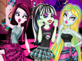 Joc Monster High Vs. Disney Princesses Instagram Challenge 